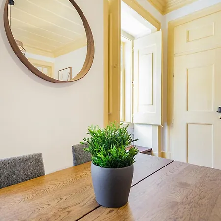 Feriehus Guestready - Classical Portuguese Style Family In Bohomeain Alfama