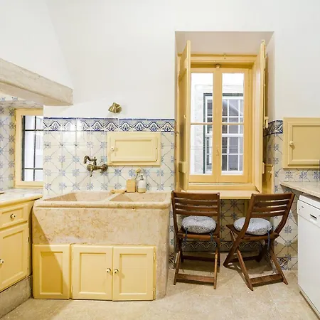 Feriehus Guestready - Classical Portuguese Style Family In Bohomeain Alfama Lisboa