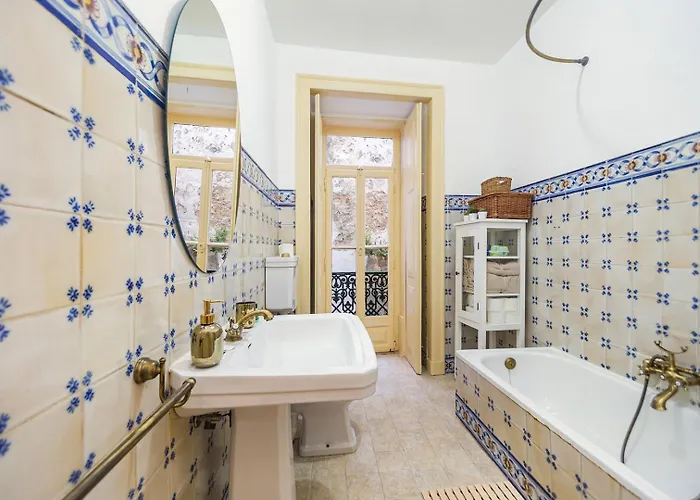 Guestready - Classical Portuguese Style Family In Bohomeain Alfama * Lisboa